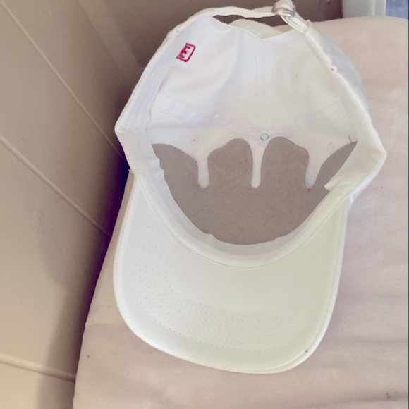 3 BABE hats 🧢 - Picture 2 of 3